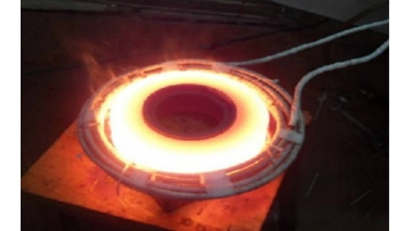 压缩机气阀弹簧的热处理采用高频炉