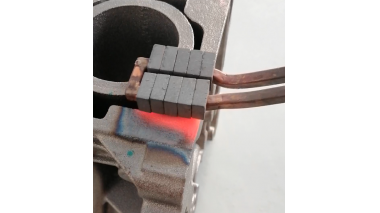 中频加热电源对导轨进行淬火产生的缺陷都有哪些?